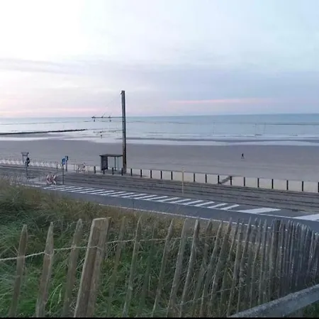 Vacation House Max For 4 Persons, 350 M From The Sea, In Pollentier Park Middelkerke