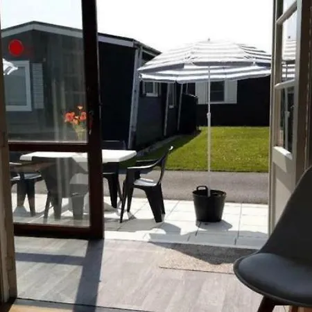 Vacation House Max For 4 Persons, 350 M From The Sea, In Pollentier Park *