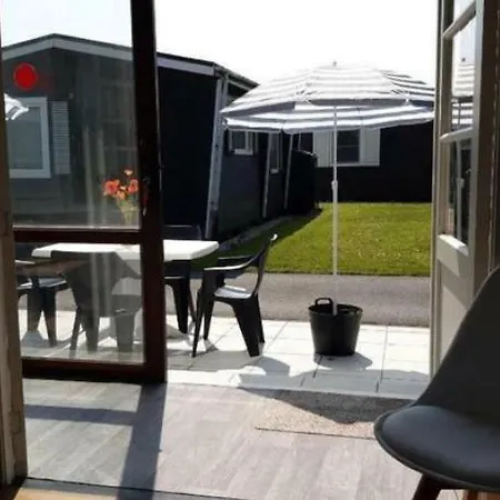 Vacation House Max For 4 Persons, 350 M From The Sea, In Pollentier Park *
